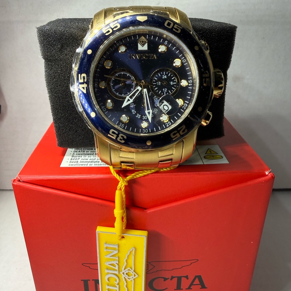 Invicta Scuba 54mm Men's Gold and Navy Watch